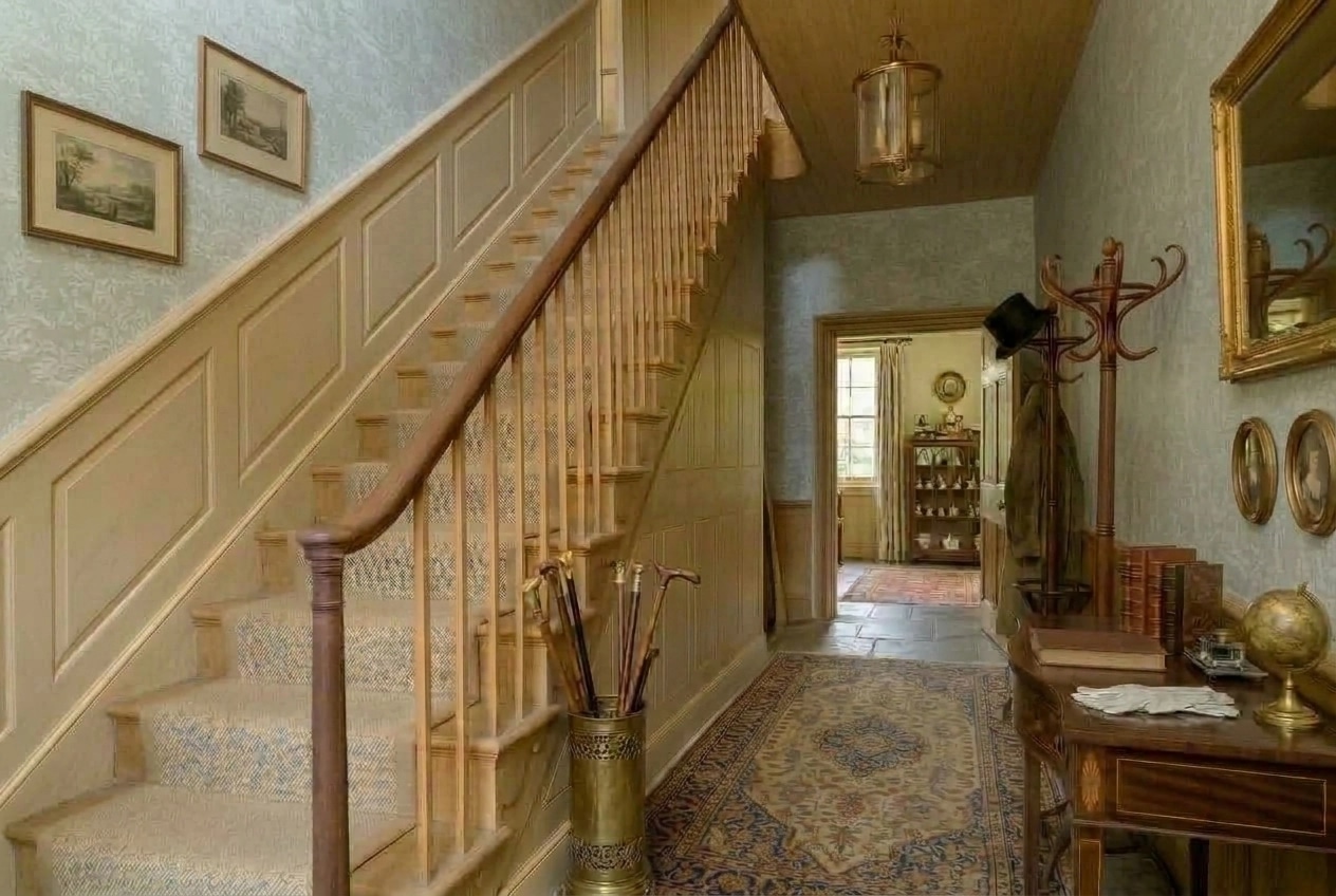 Hallway interior in British style — photo by GenRoom AI