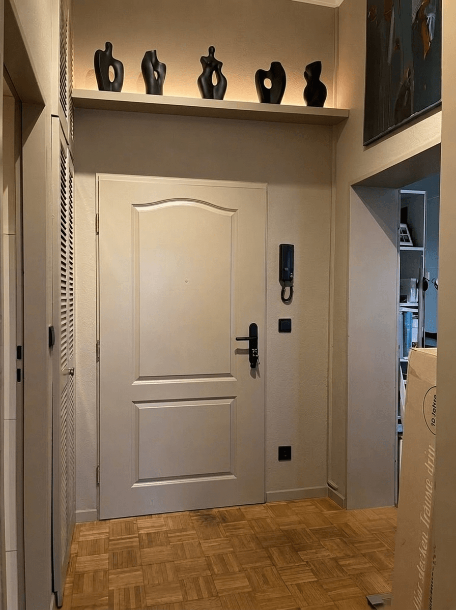 Hallway interior in no_style style — photo by GenRoom AI
