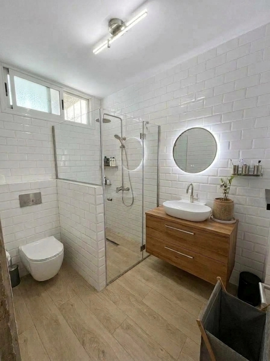 Bathroom interior in Contemporary style — photo by GenRoom AI