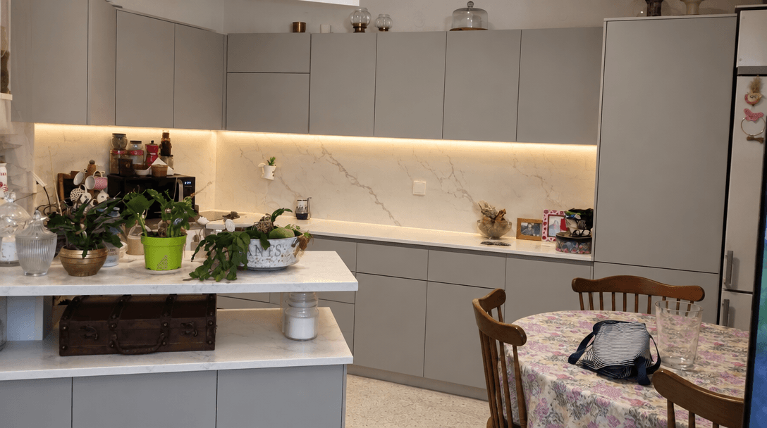 Interior design in Contemporary style — Kitchen by GenRoom AI
