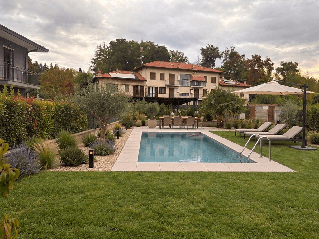 Landscape design in Minimalist Yard style — Yard by GenRoom AI