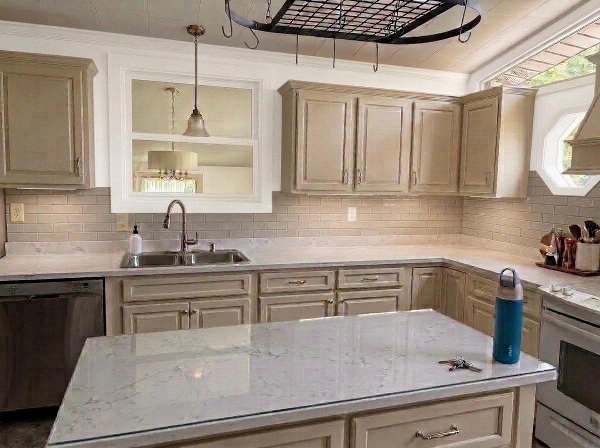 Kitchen interior in Transitional style — photo by GenRoom AI