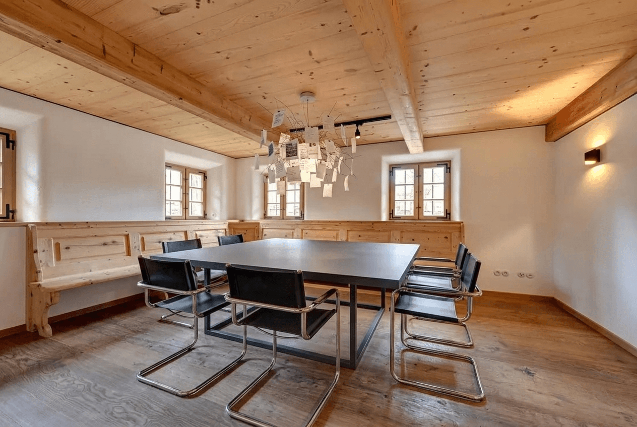 التصميم الداخلي بنمط Loft / Industrial — dining_room من GenRoom AI