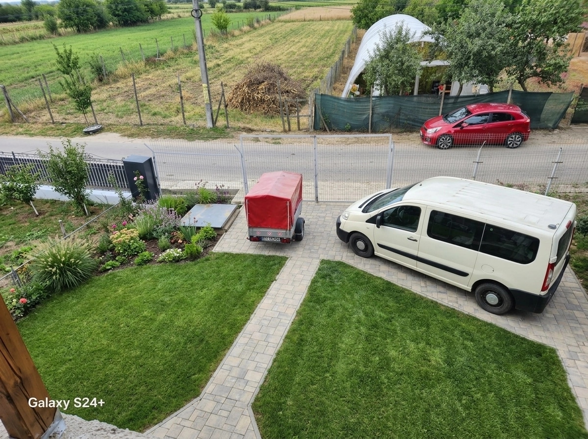 Yard design in no_style style — photo by GenRoom AI