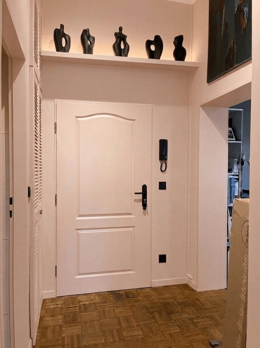 Hallway interior in no_style style — photo by GenRoom AI