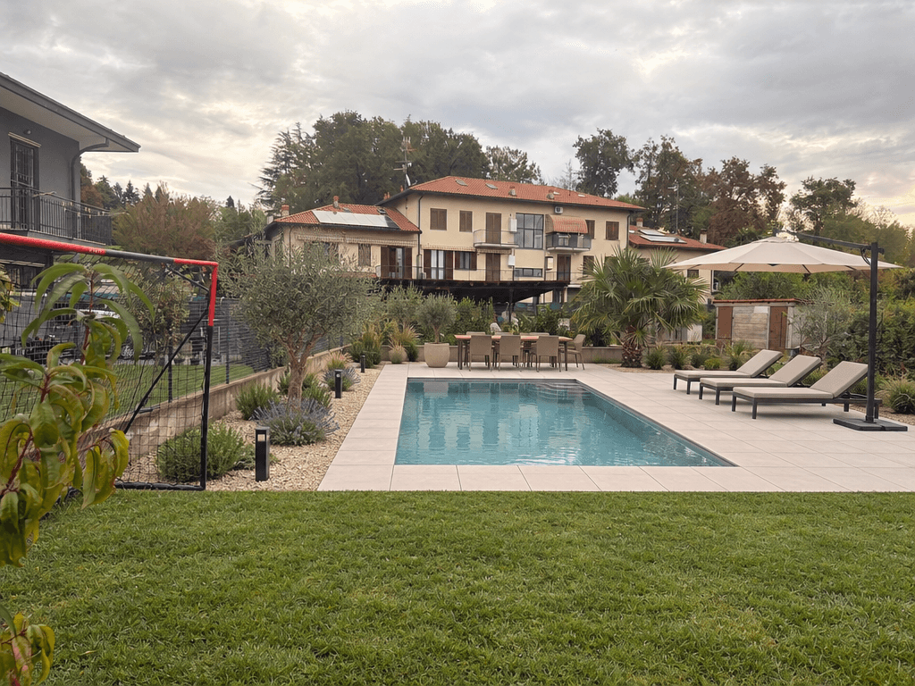 Landscape design in Minimalist Yard style — Yard by GenRoom AI