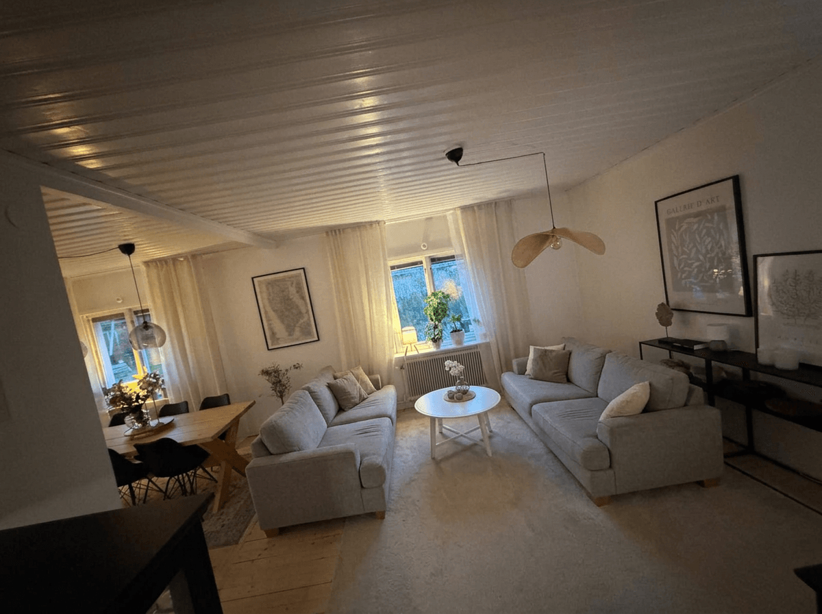 Contemporary Living Room design — interior photo by GenRoom AI