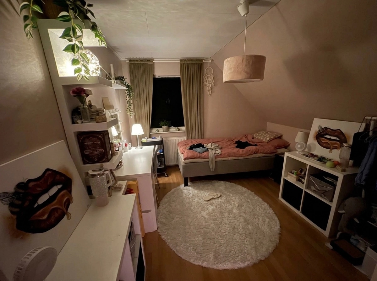 Loft / Industrial Bedroom design — interior photo by GenRoom AI