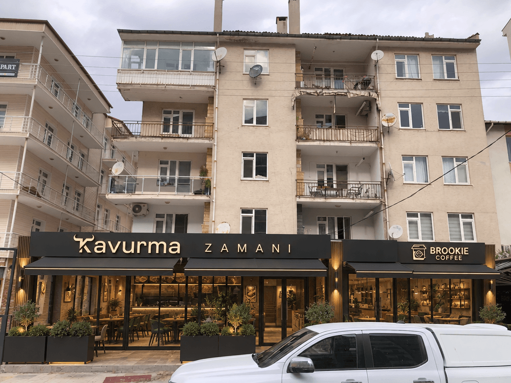 Cephe tasarımı Contemporary Facade stili — Cephe GenRoom AI