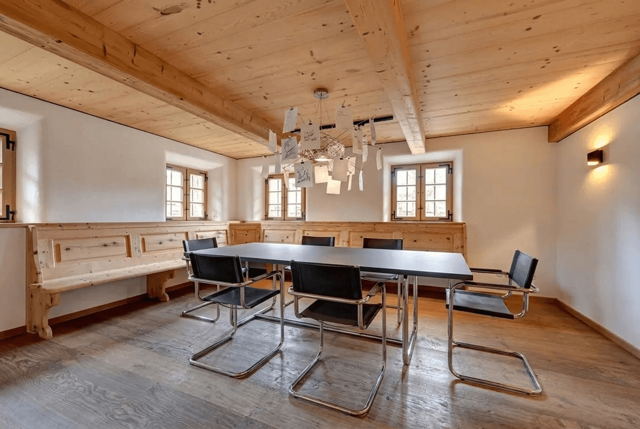 التصميم الداخلي بنمط Loft / Industrial — dining_room من GenRoom AI