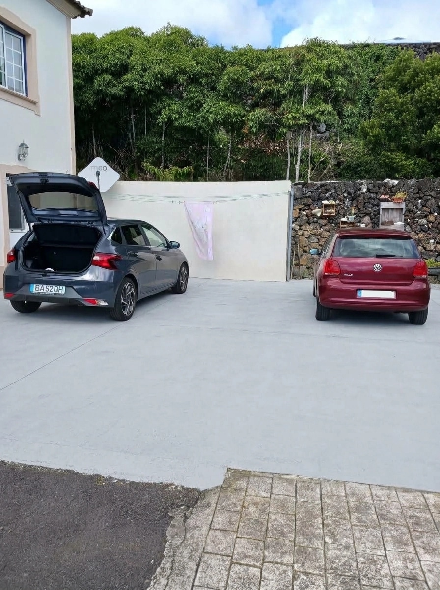 Yard design in no_style style — photo by GenRoom AI