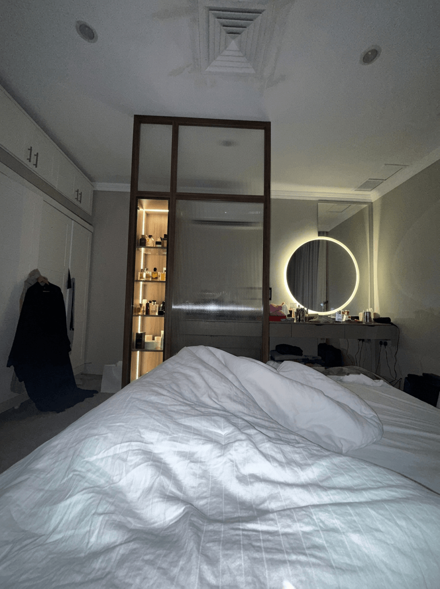التصميم الداخلي بنمط Minimalism — غرفة النوم من GenRoom AI