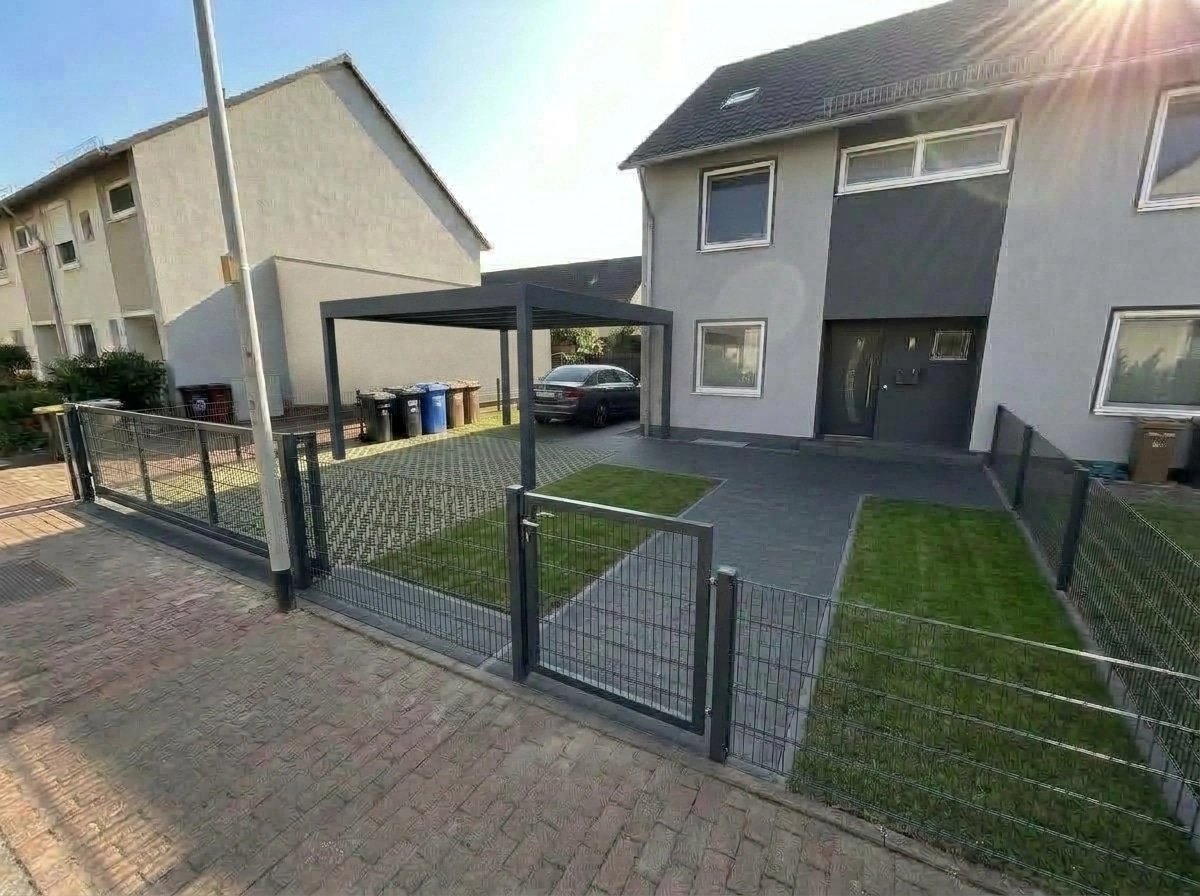 Yard design in no_style style — photo by GenRoom AI