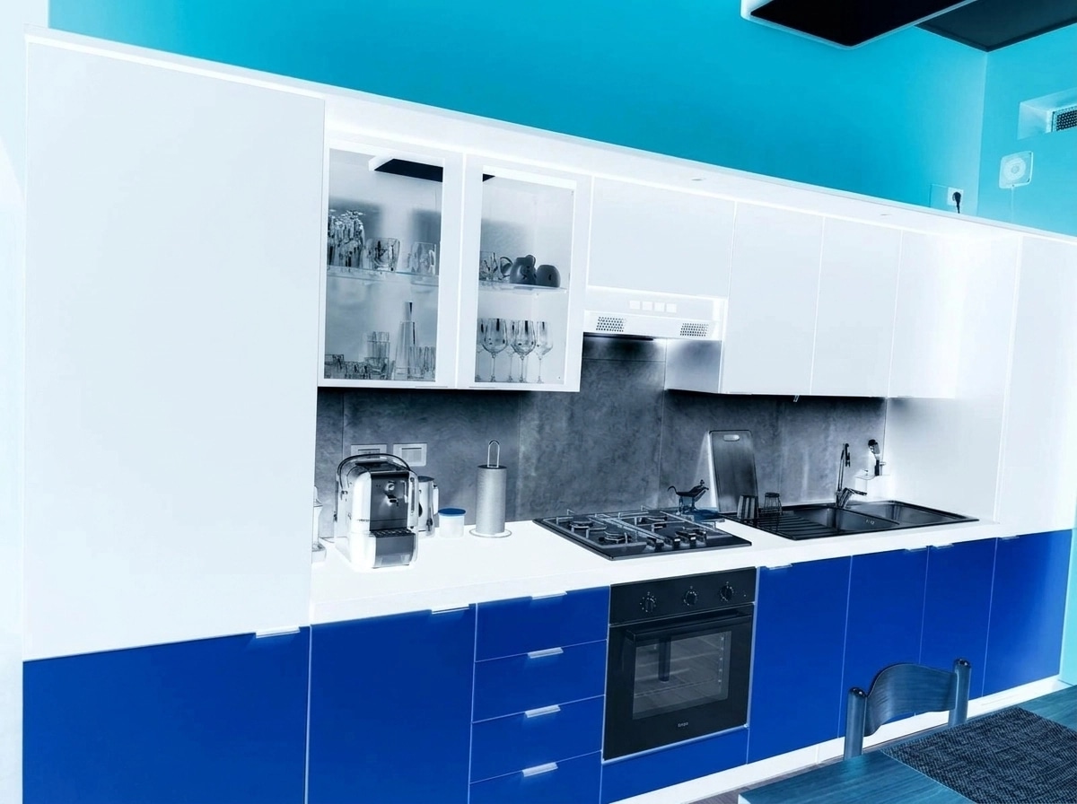 Design de interiores em estilo Blacktec — Cozinha por GenRoom AI