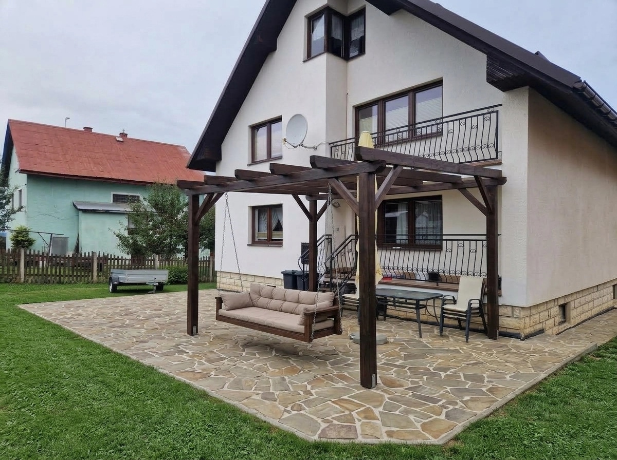Yard design in no_style style — photo by GenRoom AI