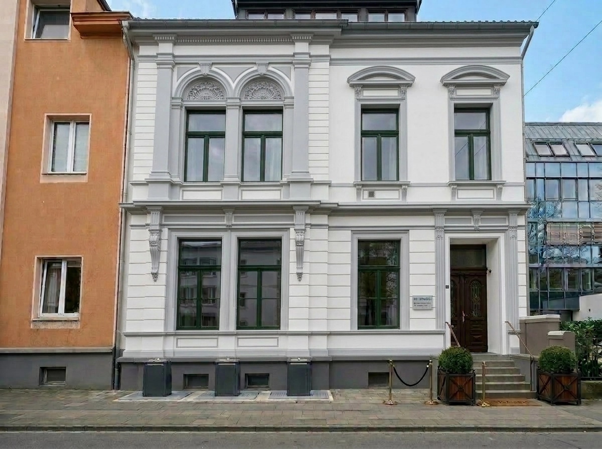 Neoclassic Facade Facade design — facade photo by GenRoom AI