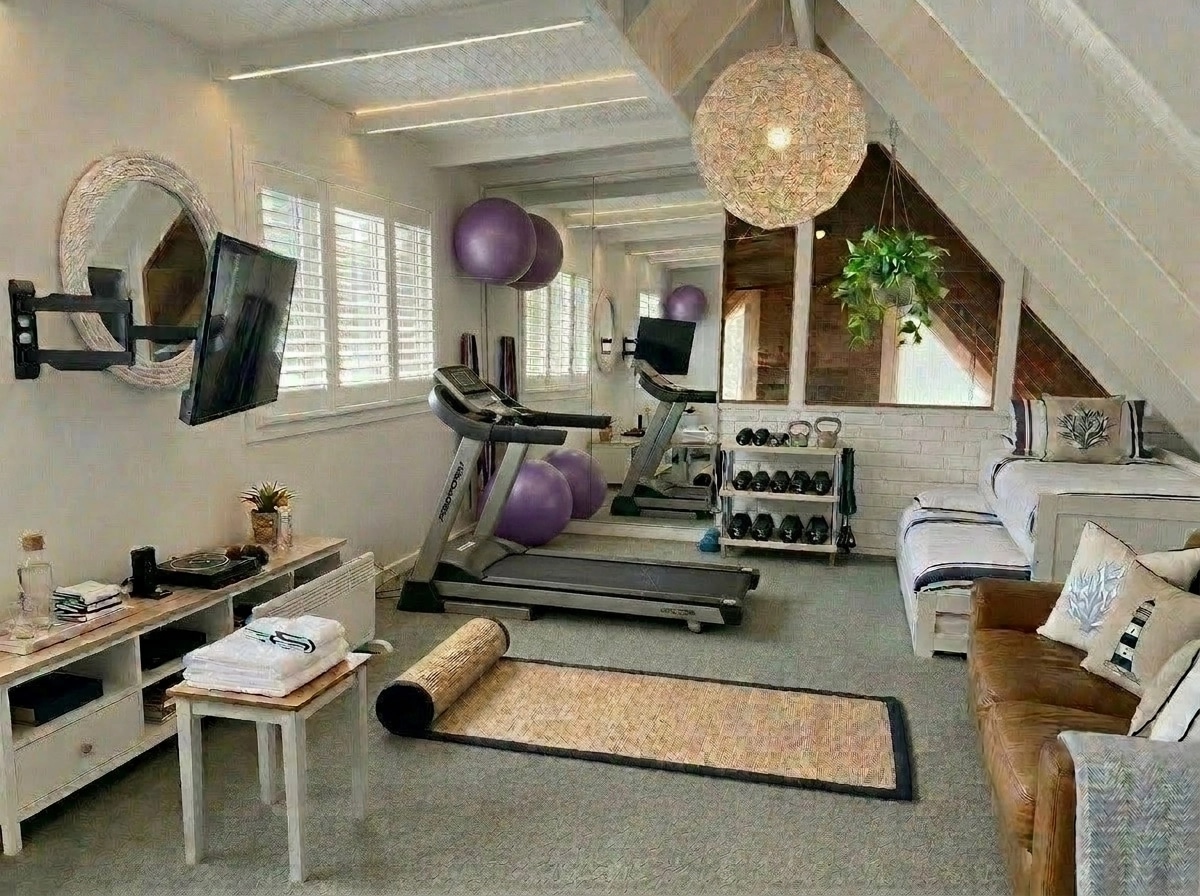 Interior design in Coastal / Hamptons style — gym by GenRoom AI