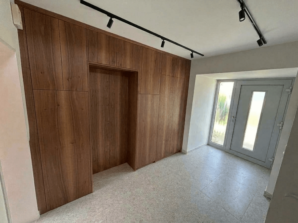 Hallway interior in no_style style — photo by GenRoom AI