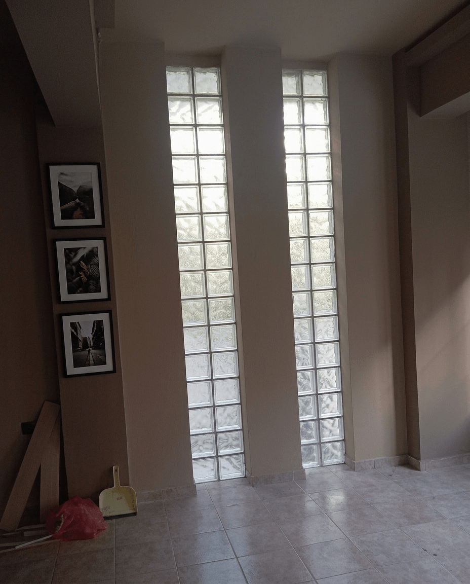Contemporary ห้องนั่งเล่น design — interior photo by GenRoom AI