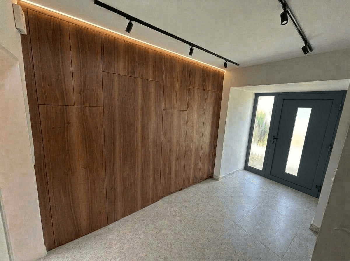 Hallway interior in no_style style — photo by GenRoom AI