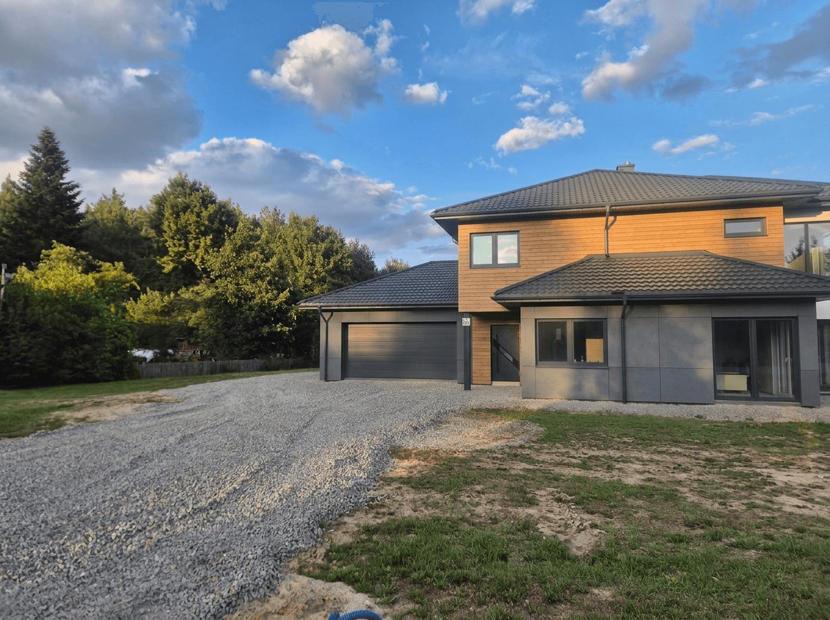 Design de fachada em estilo Contemporary Facade — Fachada por GenRoom AI