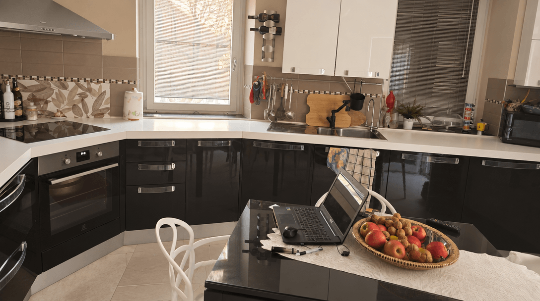 Interior design in Contemporary style — Kitchen by GenRoom AI