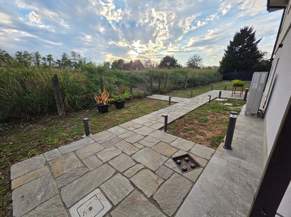 Landscape design in Minimalist Yard style — Yard by GenRoom AI