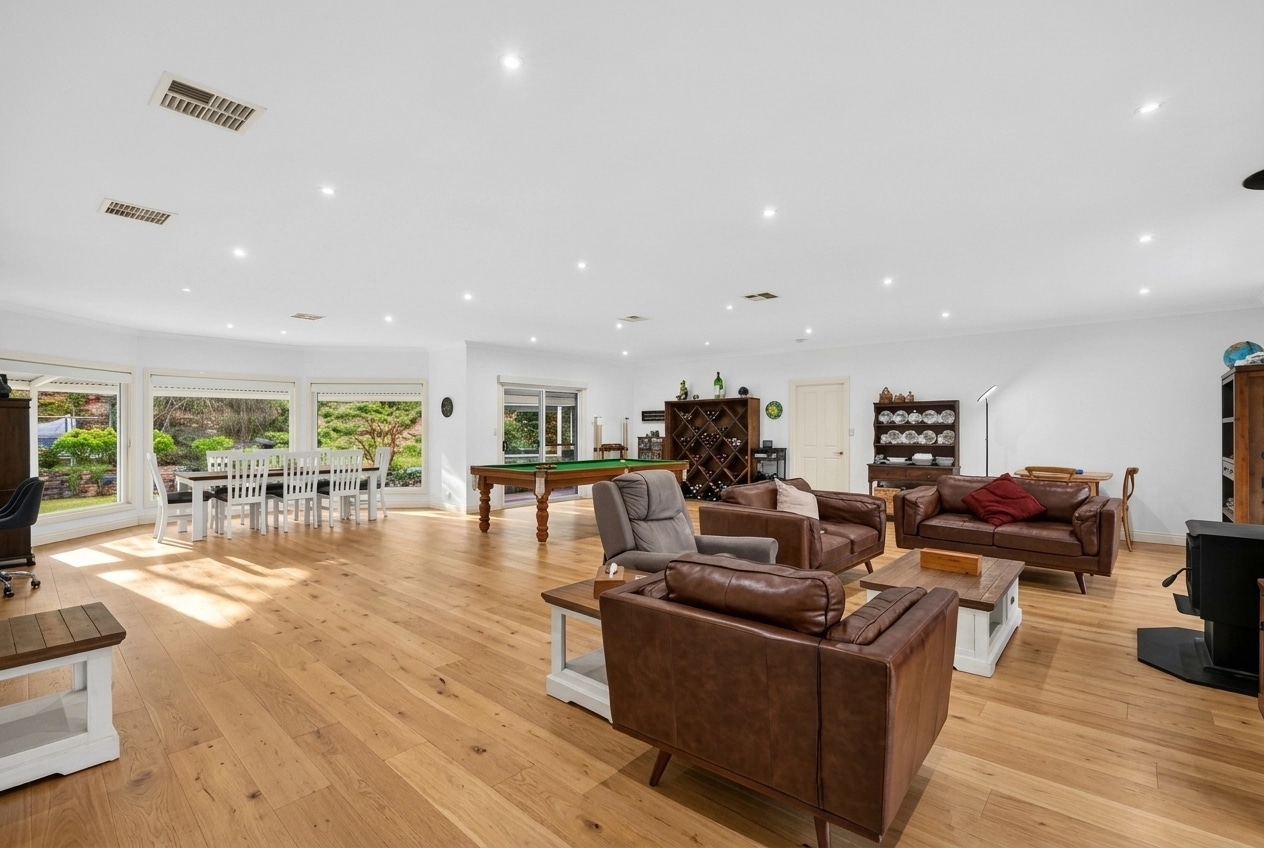 Interior design in Mid-Century Modern style — Living Room by GenRoom AI