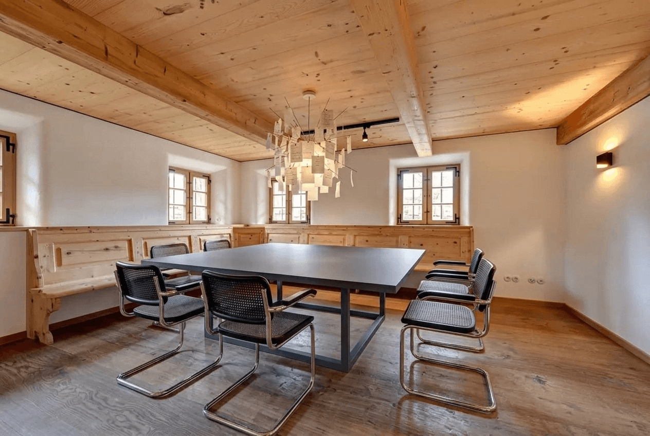 التصميم الداخلي بنمط Loft / Industrial — dining_room من GenRoom AI
