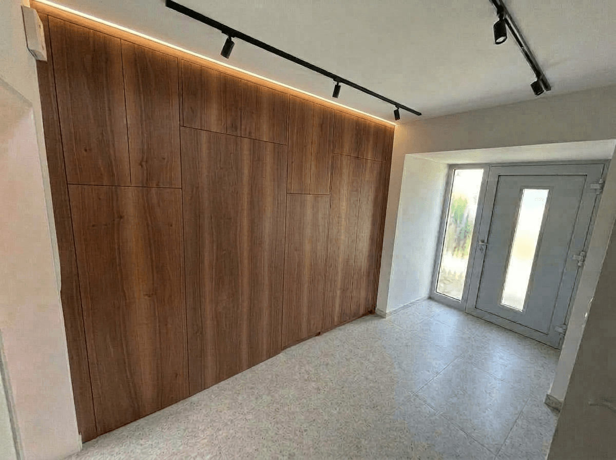 Hallway interior in no_style style — photo by GenRoom AI