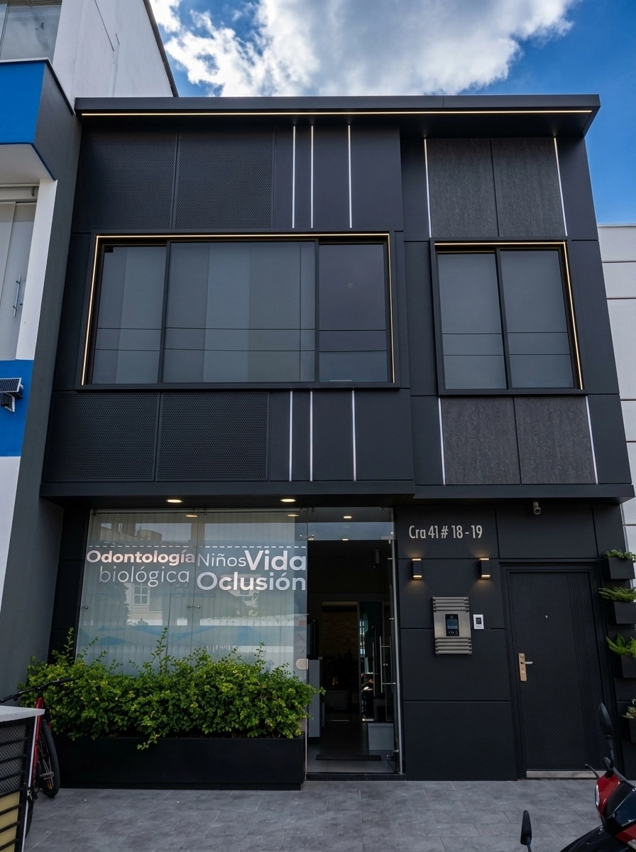 Facade design in Blacktec Facade style — Facade by GenRoom AI