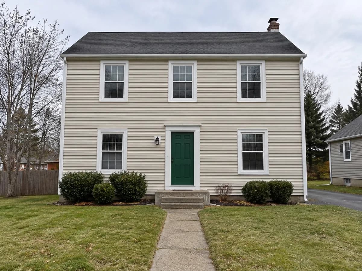 The same house — Deep green door